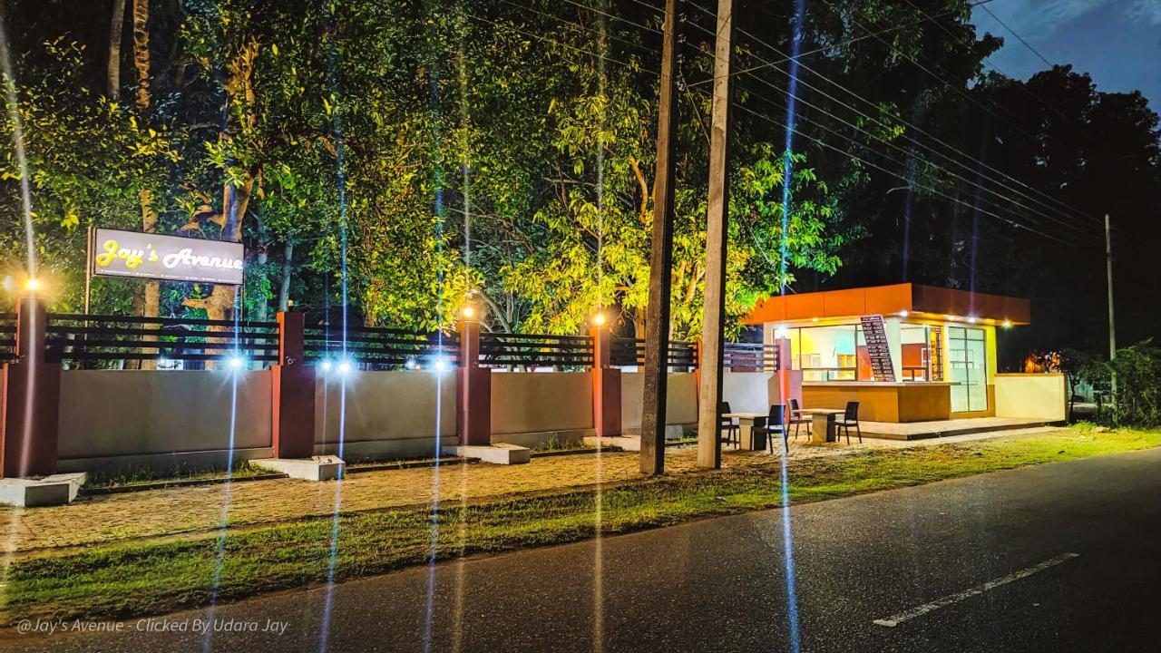 فندق اوداوالاويفي  Jay'S Avenue المظهر الخارجي الصورة