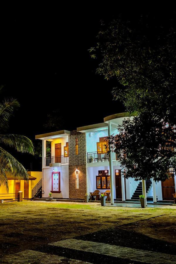 فندق اوداوالاويفي  Jay'S Avenue المظهر الخارجي الصورة