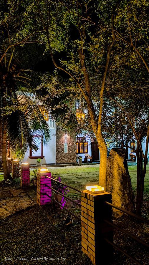 فندق اوداوالاويفي  Jay'S Avenue المظهر الخارجي الصورة