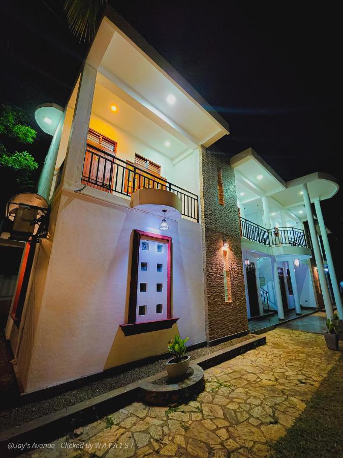 فندق اوداوالاويفي  Jay'S Avenue المظهر الخارجي الصورة